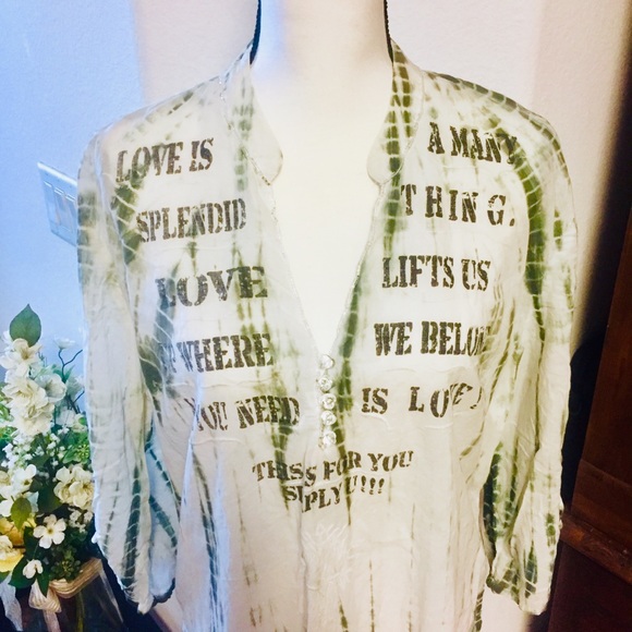 Simply U “All you Need is Love 💚” Blouse - Picture 3 of 8